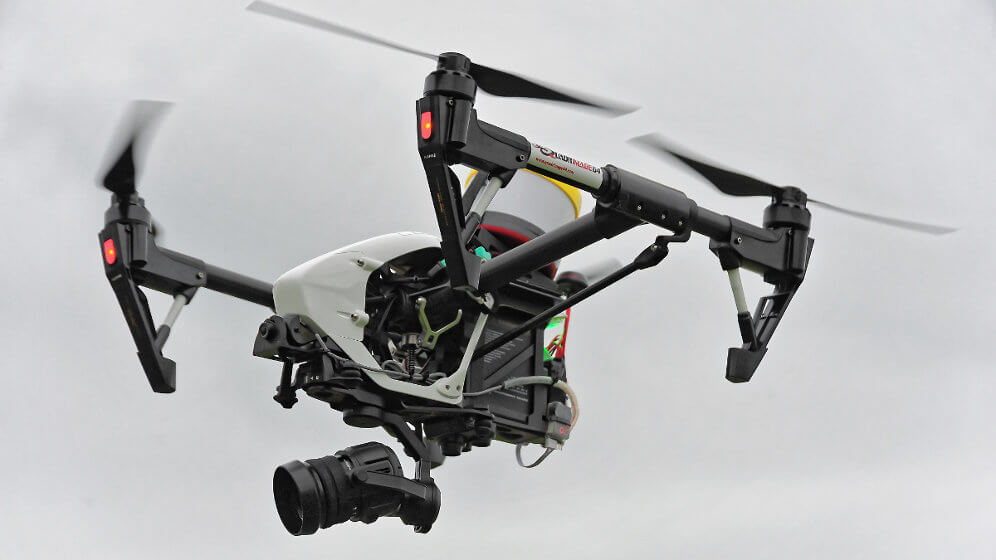 Drone Inspire équipé d'un parachute pour le scenarion S3